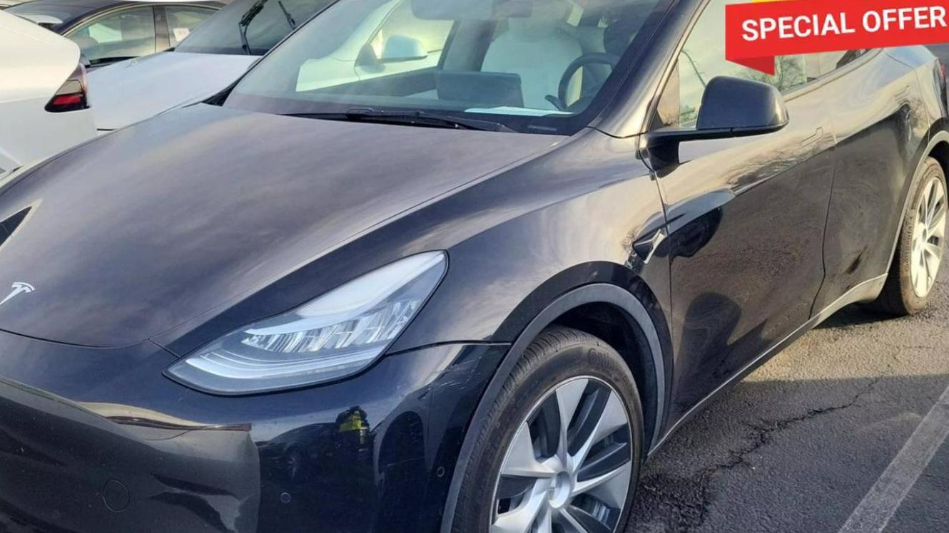 TESLA MODEL Y 2022 7SAYGAEE0NF348935 image